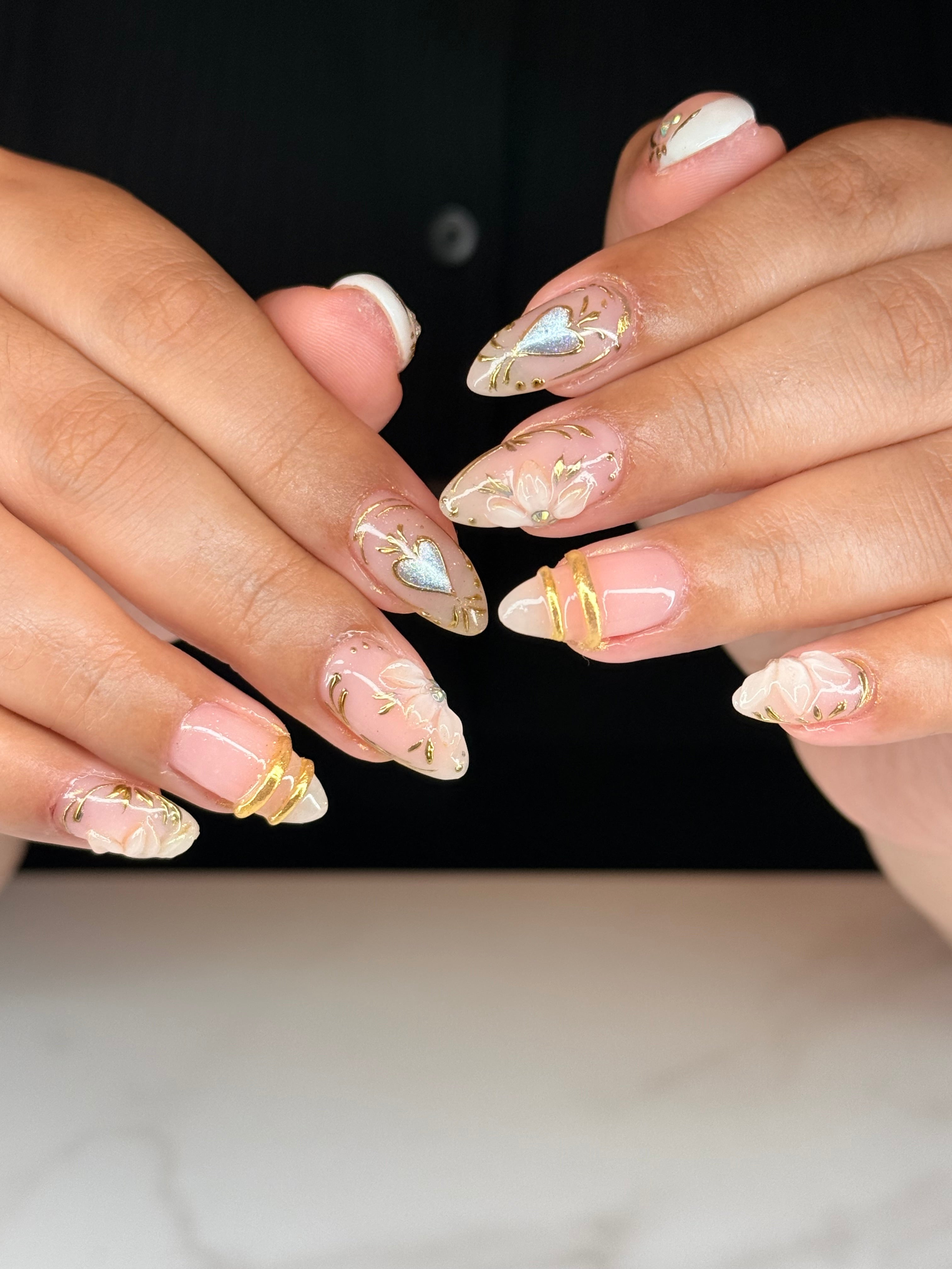 3D gold and silver nail art almond shape nails