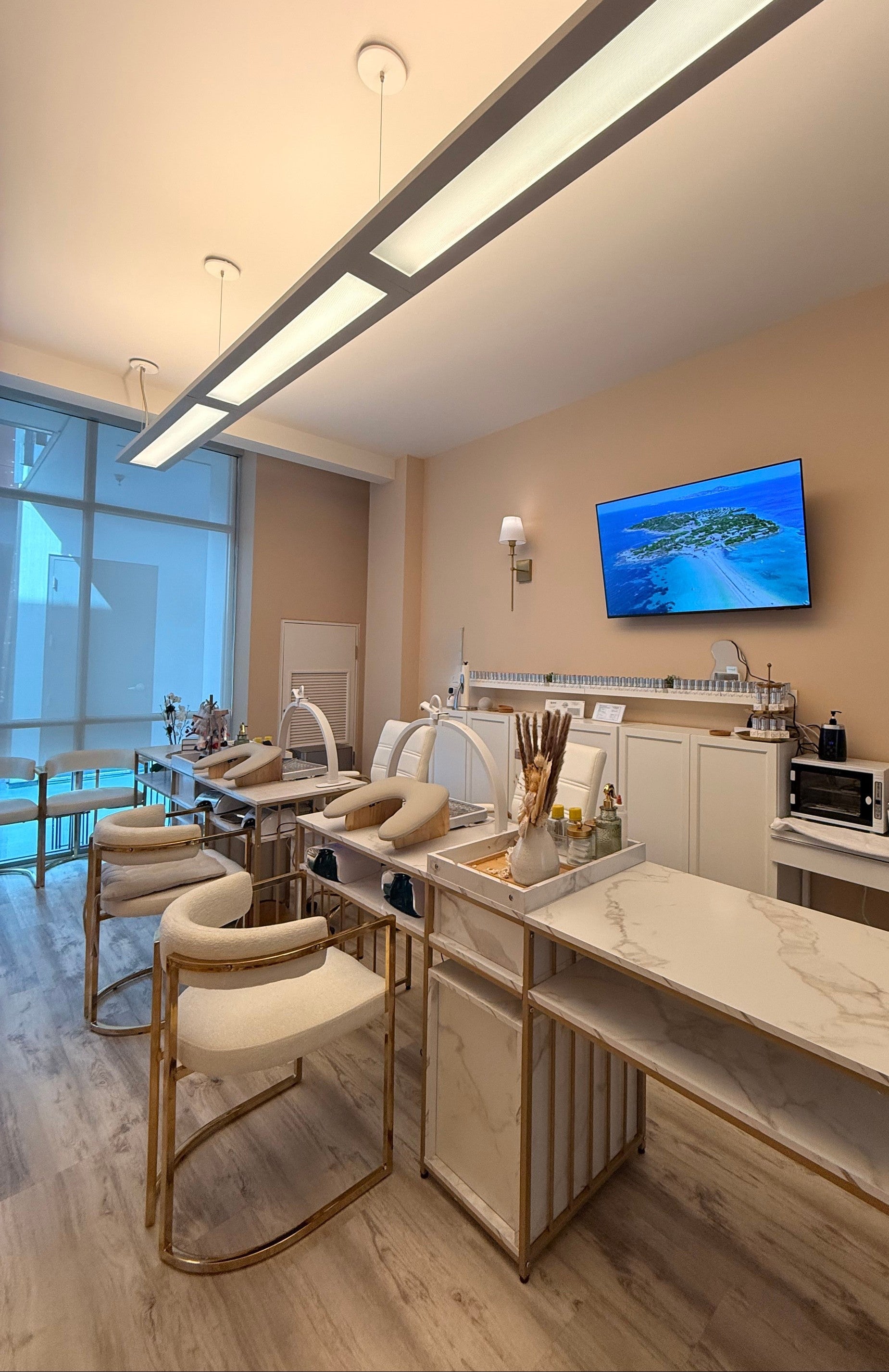 nail studio hermosa beach